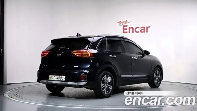 Kia Niro 2019 thumb 2