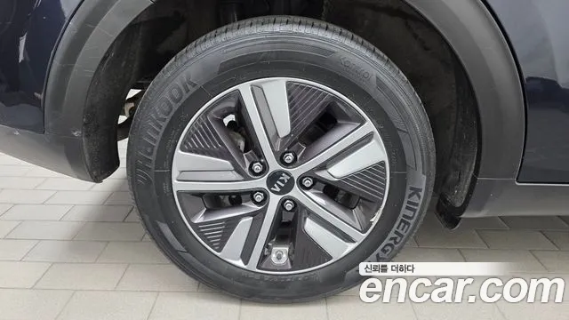 Kia Niro 2019 thumb 5