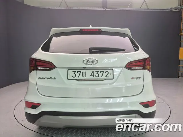 Hyundai Santa Fe 2016 thumb 4