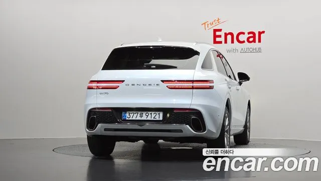 Genesis GV70 2022 thumb 3