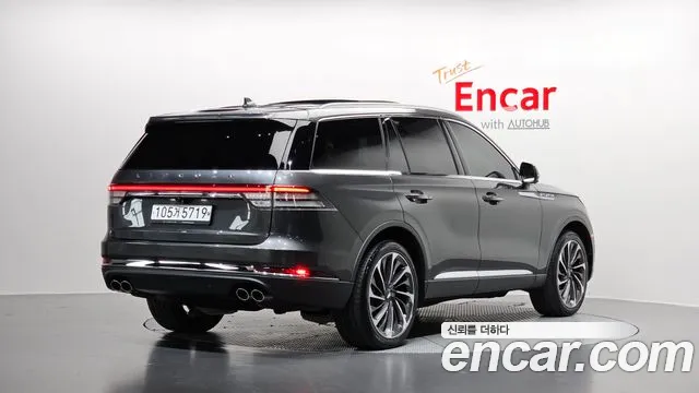Lincoln Aviator 2020 thumb 2