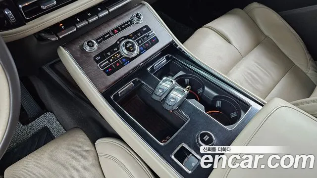 Lincoln Aviator 2020 thumb 9