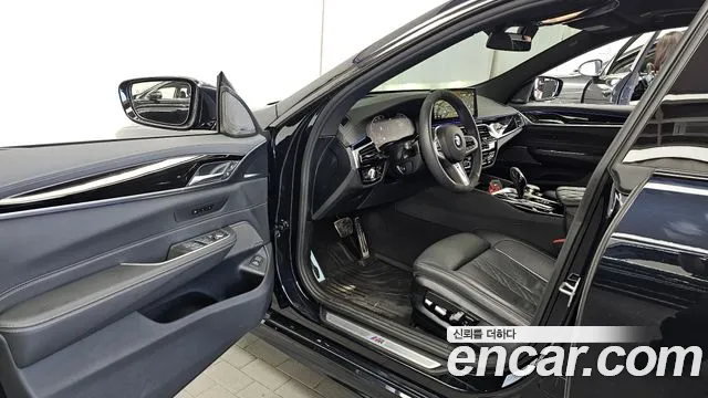 BMW Gran Turismo 2023 thumb 10