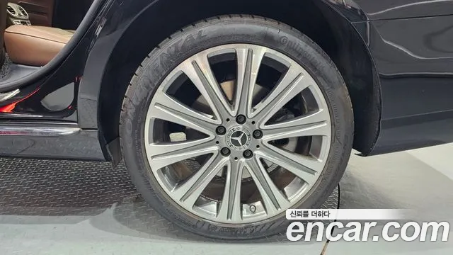 Mercedes-Benz E-Класс 2022 thumb 4