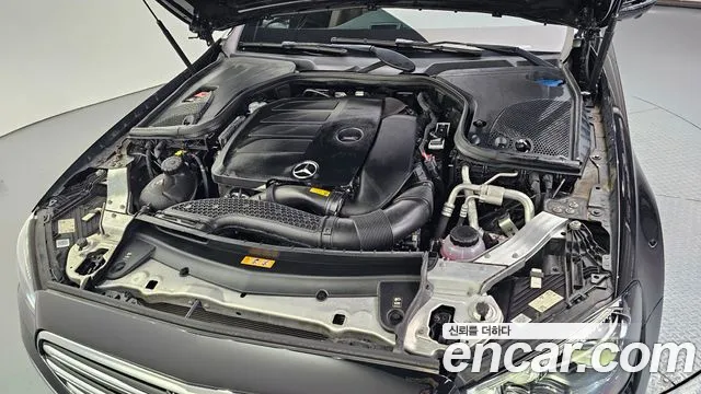 Mercedes-Benz E-Класс 2022 thumb 5