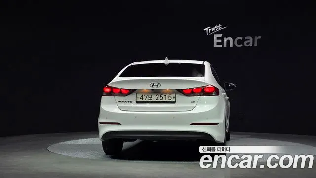 Hyundai Avante 2017 thumb 4