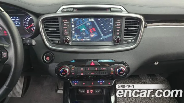 Kia Sorento 2015 thumb 12