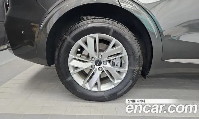 Genesis GV70 2025 thumb 5