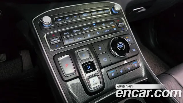 Hyundai Santa Fe 2021 thumb 9