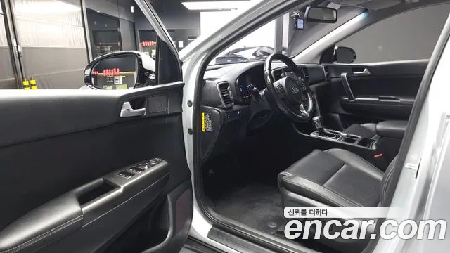 Kia Sportage 2015 thumb 9
