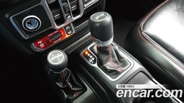 Jeep Wrangler 2022 thumb 9