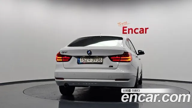 BMW Gran Turismo 2015 thumb 3