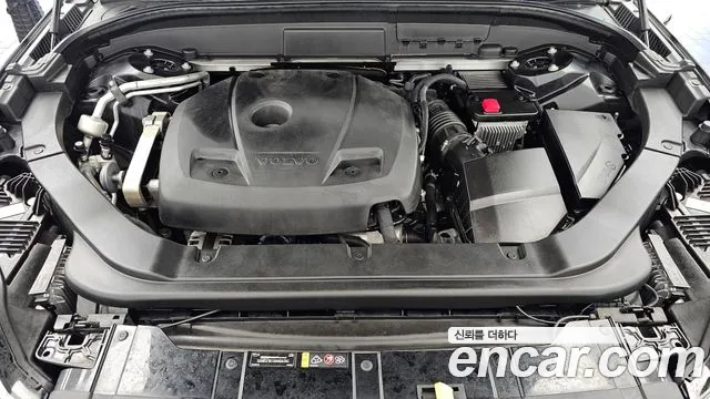 Volvo XC60 2020 thumb 6