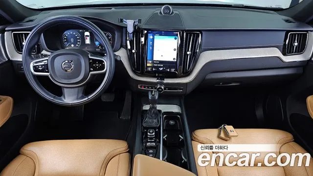 Volvo XC60 2020 thumb 7