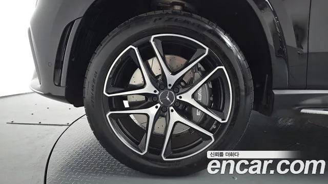 Mercedes-Benz GLE 2022 thumb 4