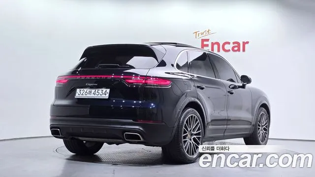 Porsche Cayenne 2019 thumb 2