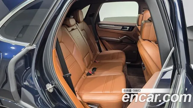 Porsche Cayenne 2019 thumb 11