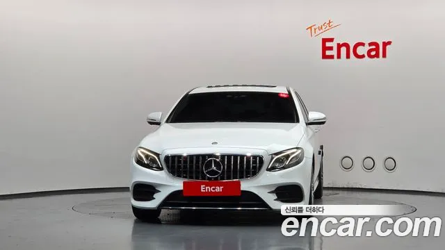 Mercedes-Benz E-Класс 2019 thumb 3