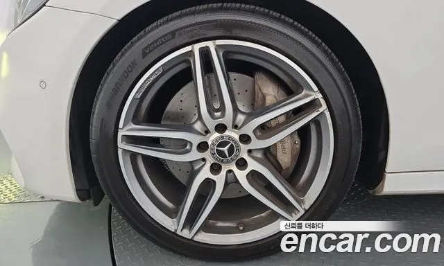 Mercedes-Benz E-Класс 2019 thumb 5