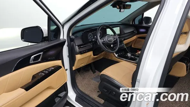 Kia Carnival 2023 thumb 10