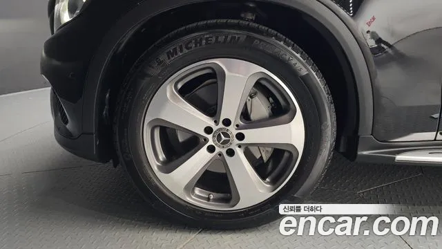 Mercedes-Benz GLC 2019 thumb 5