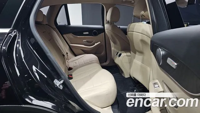 Mercedes-Benz GLC 2019 thumb 11
