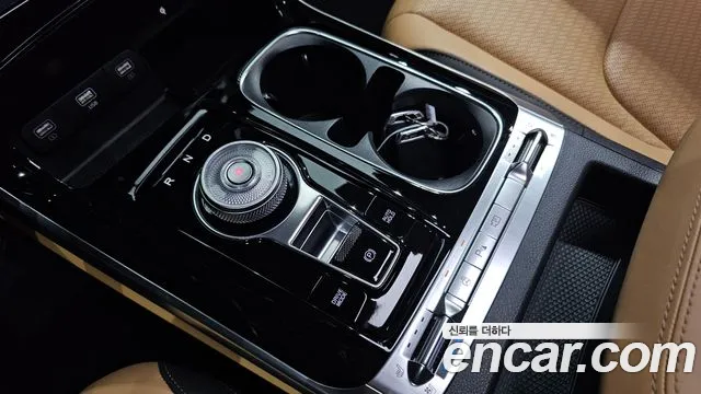 Kia Carnival 2023 thumb 9