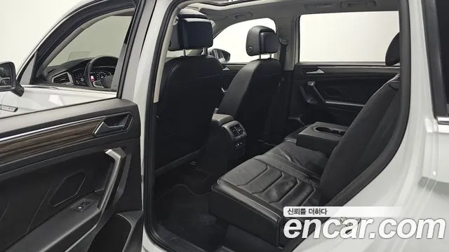 Volkswagen Tiguan 2023 thumb 12