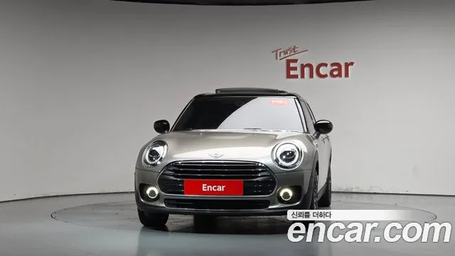 MINI Clubman 2020 thumb 2