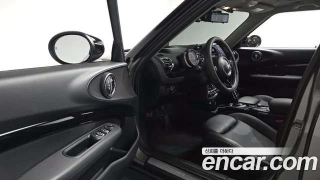 MINI Clubman 2020 thumb 9
