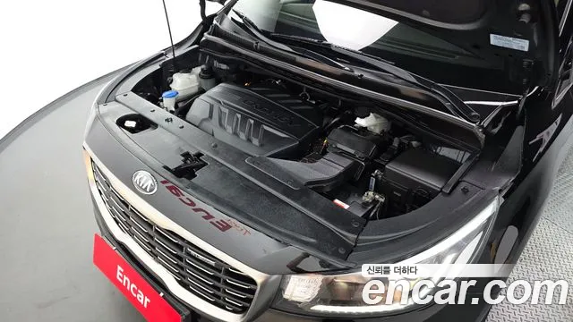 Kia Carnival 2020 thumb 6