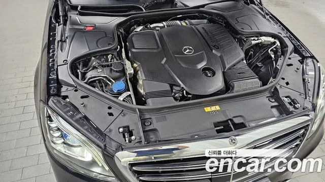 Mercedes-Benz S-Класс 2019 thumb 6