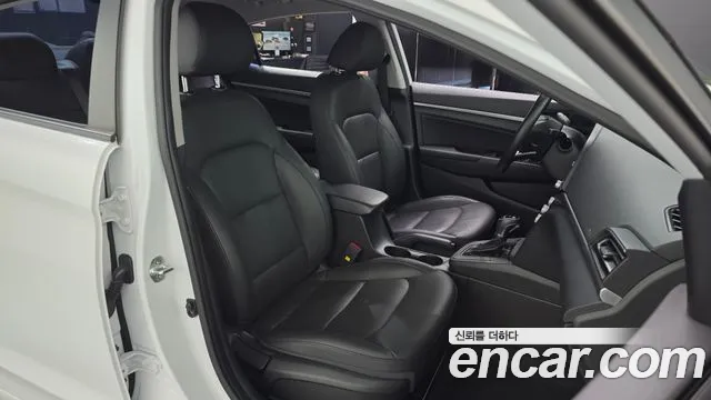 Hyundai Avante 2019 thumb 10