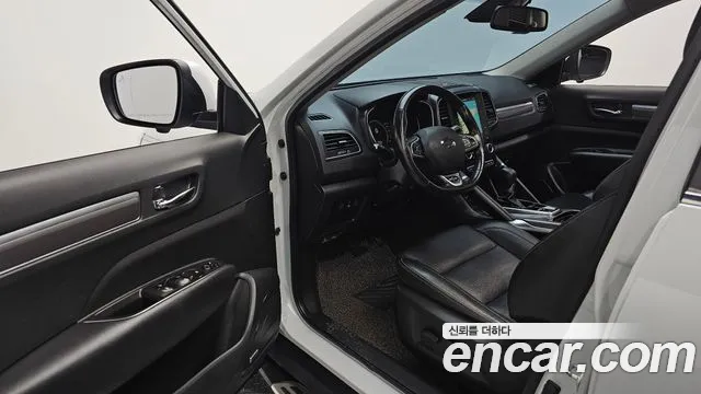 Renault-KoreaSamsung Koleos 2018 thumb 11