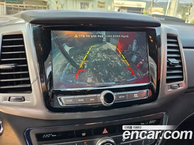 KG_Mobility_Ssangyong Rexton 2019 thumb 6