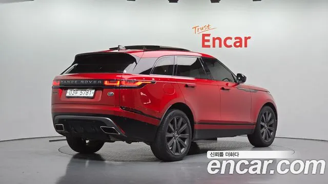 Land Rover Range Rover Velar 2018 thumb 2
