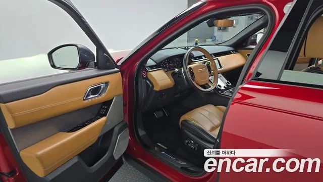 Land Rover Range Rover Velar 2018 thumb 10
