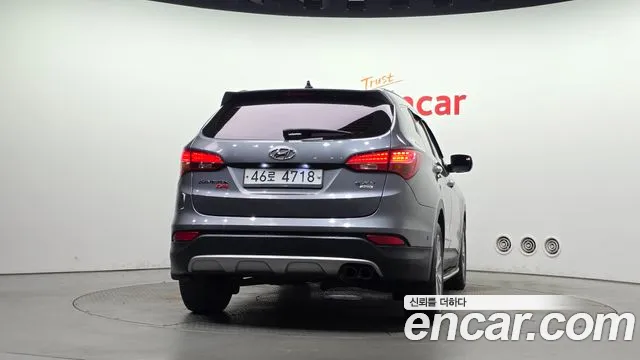 Hyundai Santa Fe 2013 thumb 4