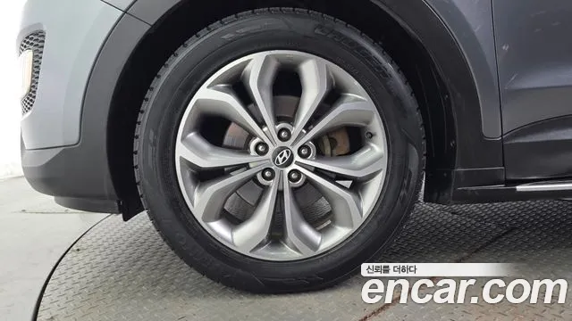 Hyundai Santa Fe 2013 thumb 5