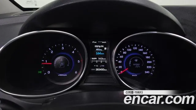 Hyundai Santa Fe 2013 thumb 8