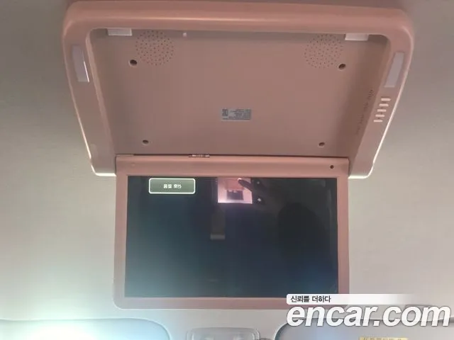 Hyundai Starex 2018 thumb 10