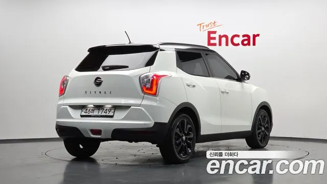 KG_Mobility_Ssangyong TIBOLI 2015 thumb 2