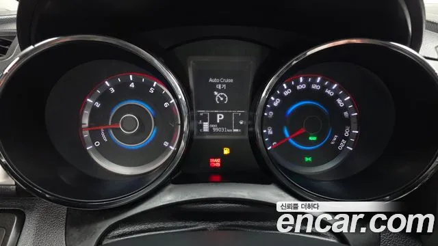 KG_Mobility_Ssangyong TIBOLI 2015 thumb 8