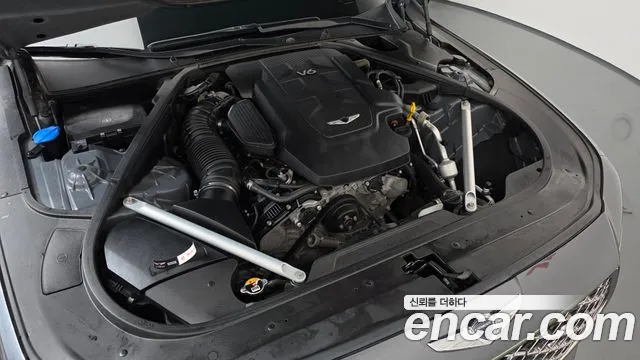 Genesis G90 2019 thumb 5