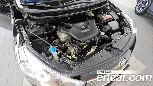 Kia K3 2013 thumb 6