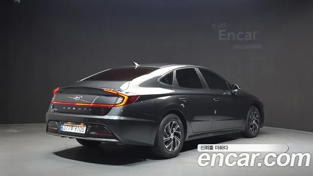 Hyundai Sonata 2022 thumb 2
