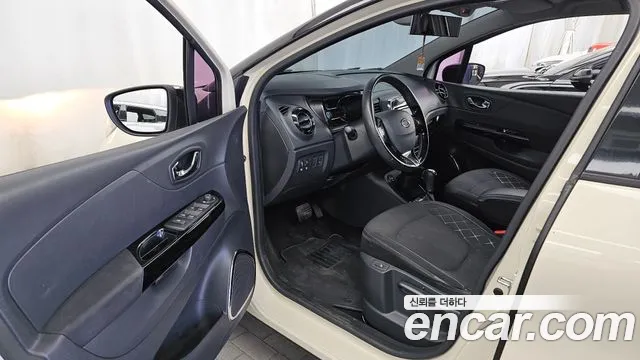 Renault-KoreaSamsung Captur 2014 thumb 10