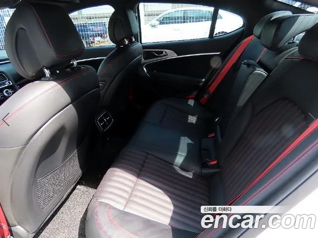 Genesis G70 2021 thumb 6