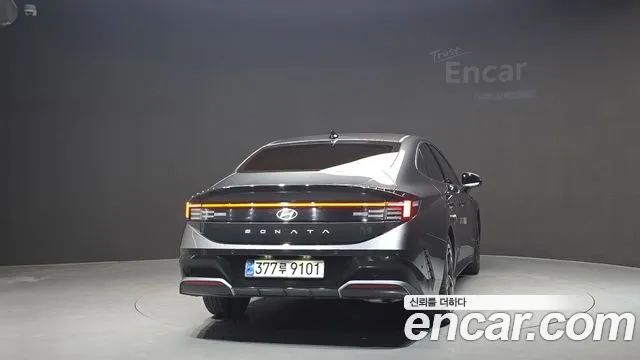 Hyundai Sonata 2023 thumb 4