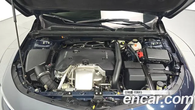 ChevroletGMDaewoo Malibu 2017 thumb 5